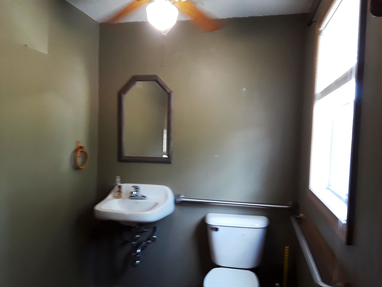 703 Walnut St, Murphysboro, IL 62966